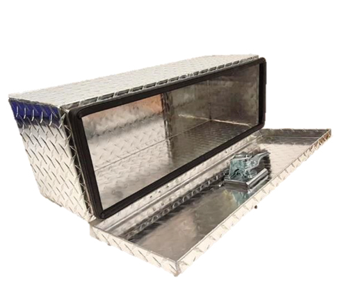 Small Lockable Aluminium Trailer Toolbox 660x230x235mm(26″ x 9″ x 9″)