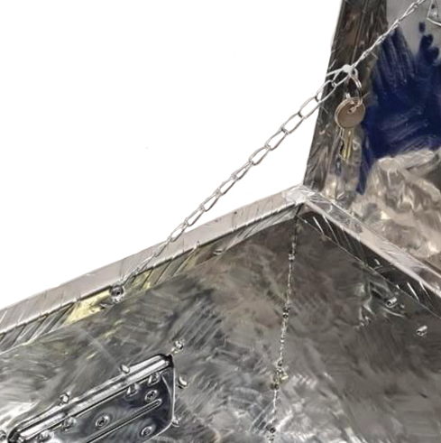 Large Lockable Aluminium Trailer Toolbox 810x372x370mm (32″ x 14.5″ x 14″)