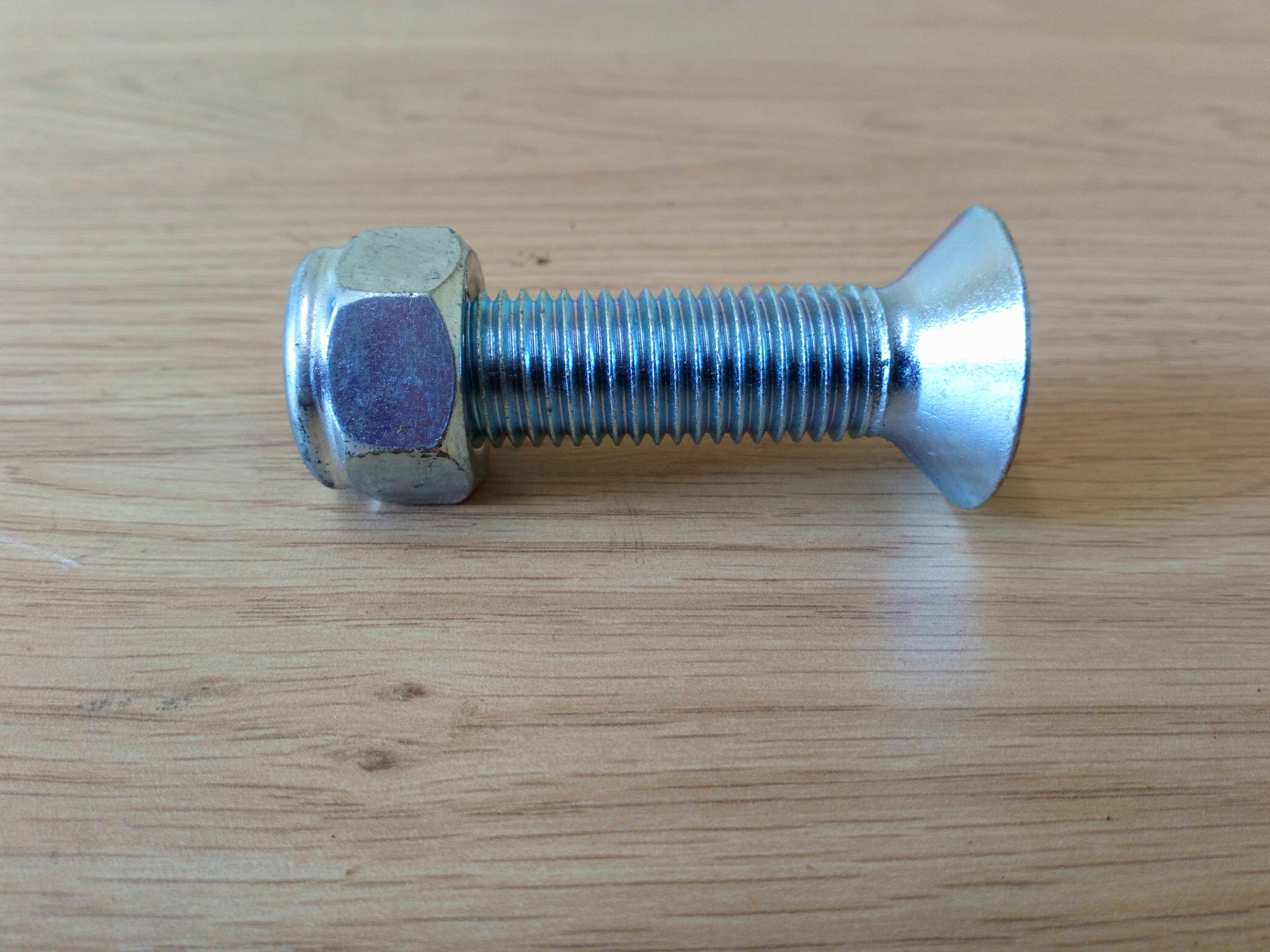 Abbey Countersunk Bolt For Blade